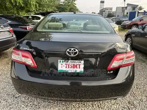 Toyota Camry LE 4dr Sedan (2.5L 4cyl 6AM) 2010 Gray