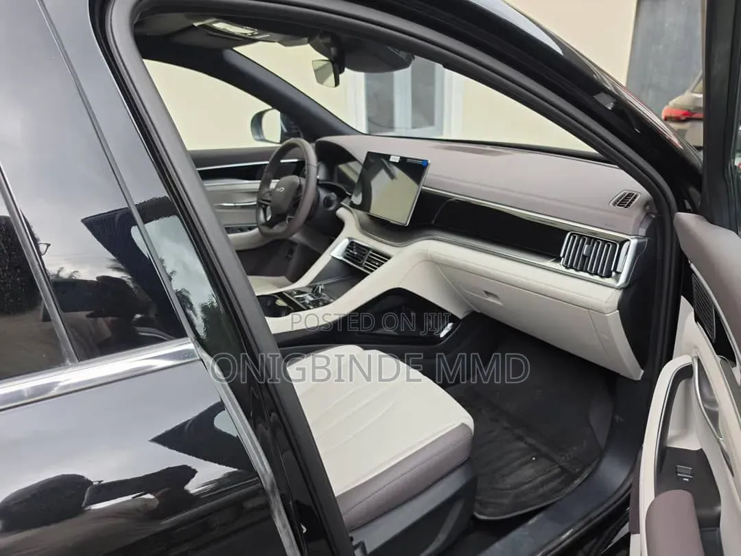 New BYD Song Plus 2025 Black
