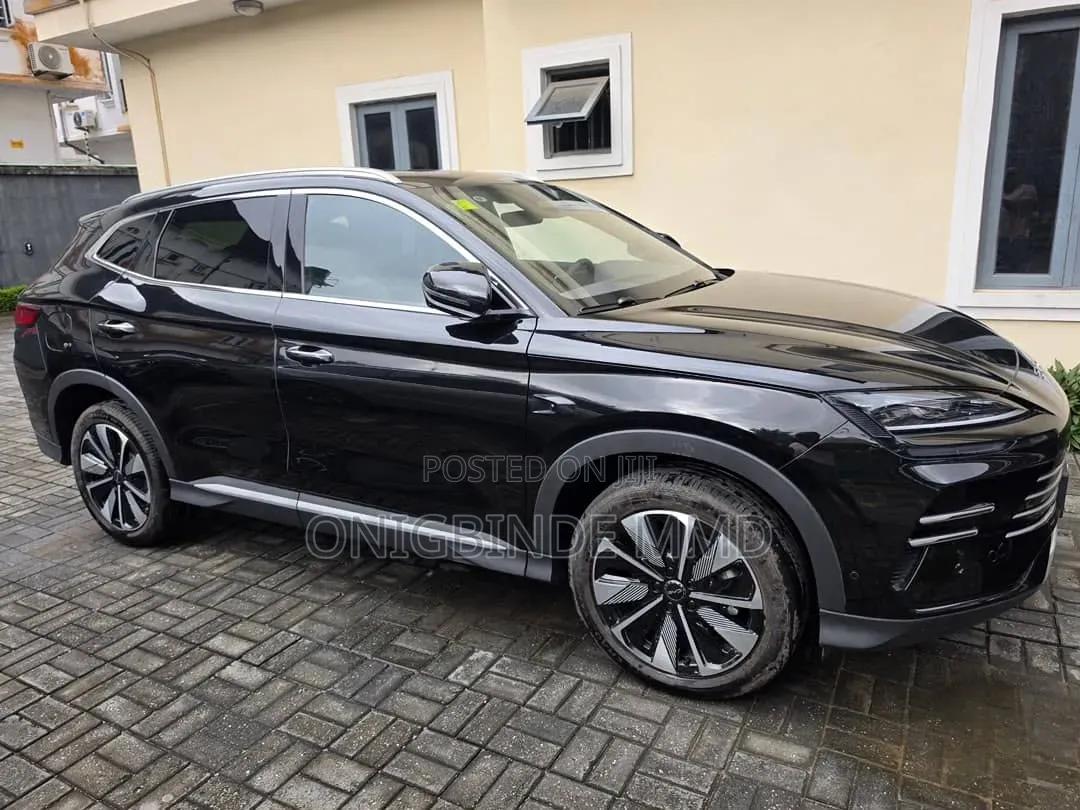 New BYD Song Plus 2025 Black