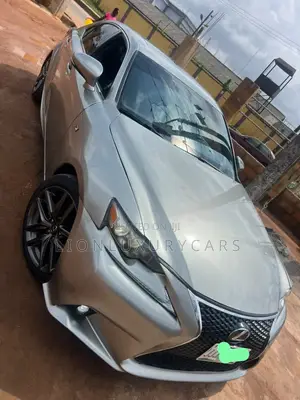 Lexus IS 2016 Silver