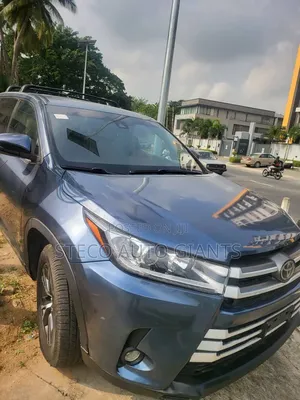 Toyota Highlander 2016