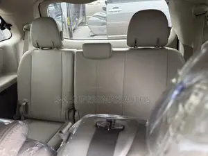 Toyota Sienna XLE 8 Passenger 2012 Gold