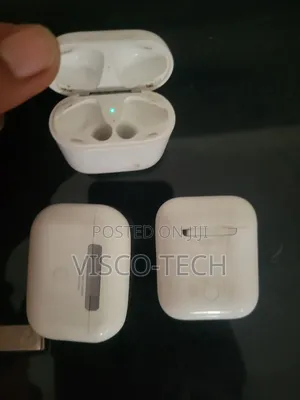 Airpods 2 Charging Case (Genuine Apple Only L