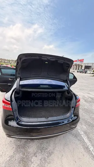 Toyota Avalon XLE (3.5L 6cyl 6A) 2018 Black
