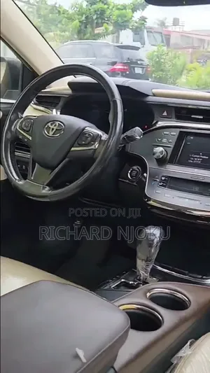 Toyota Avalon 2013 Gold