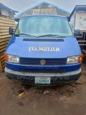 Volkswagen Transporter 2000 Blue