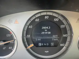 Mercedes-Benz C300 Luxury Sedan AWD (3.0L 6cyl 7A) 2008 Gray