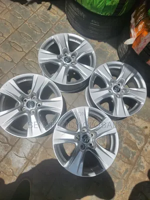 17 Rim Wheels for Toyota Cars