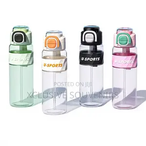 Leakproof Plastic Sports Water Bottle With Straw Lid