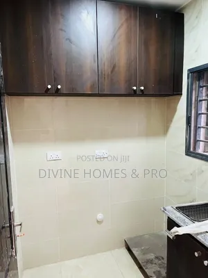 1bdrm Block of Flats in Apo Resettlement for rent