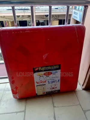 Quality Arm Plastic Chair With Iron Leg for Restaurant