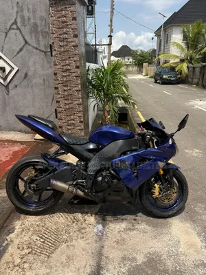 Kawasaki Ninja ZX-10R 2004 Blue