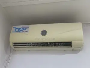 Fairly Used 1.5 HP Inverter AC – Fast Cooling Low Power Consumption