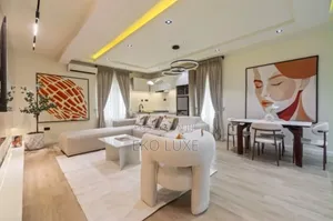Luxurious 1 Bedroom Apartment Located at Chevron Indoor Pool
