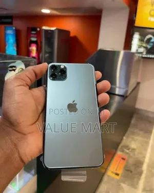 Apple iPhone 11 Pro Max 64 GB Green