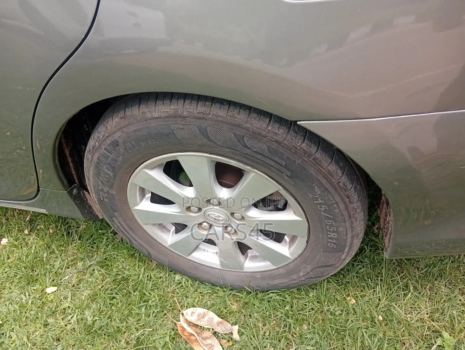 Toyota Camry 2012 Gray