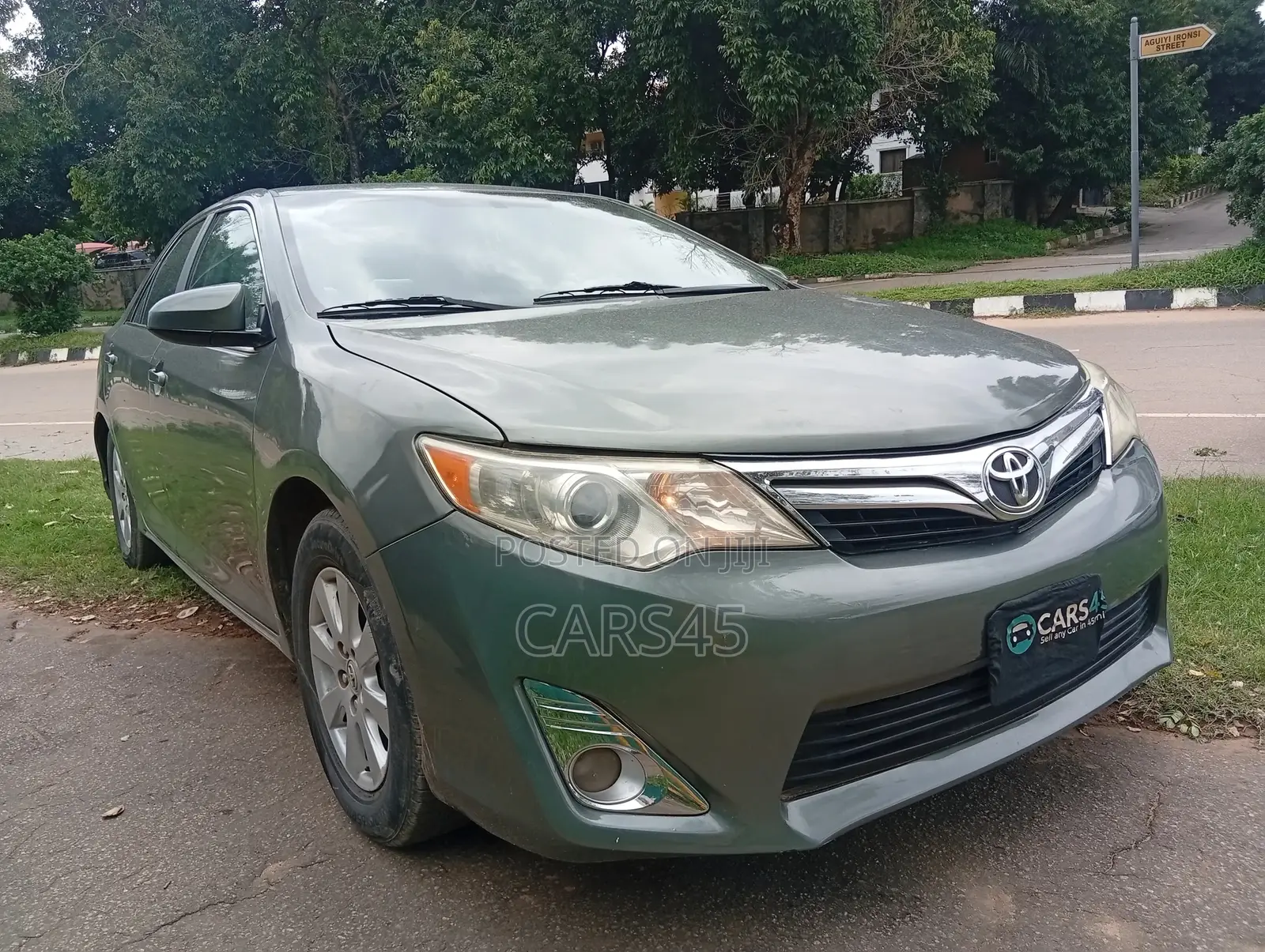 Toyota Camry 2012 Gray