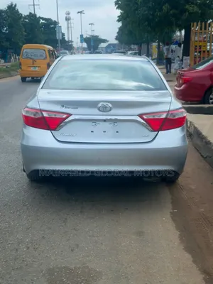 Toyota Camry LE 4dr Sedan (2.5L 4cyl 6A) 2017 Silver