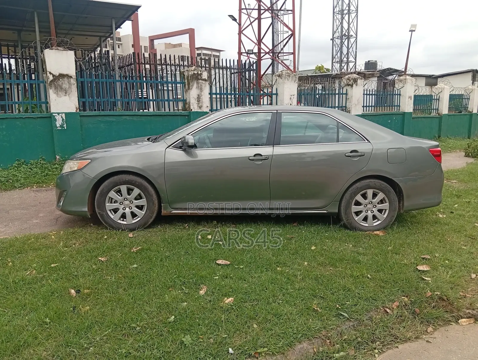 Toyota Camry 2012 Gray