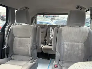 Toyota Sienna LE 7 Passenger 2010 Gray