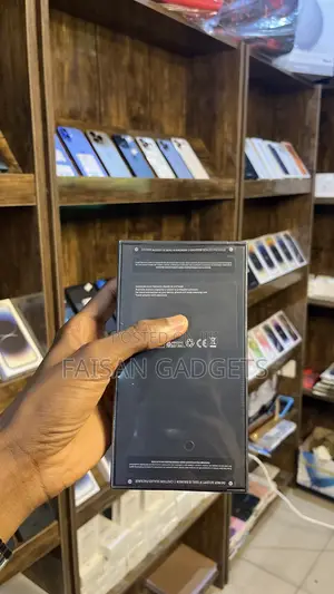 New Samsung Galaxy S23 128 GB Black