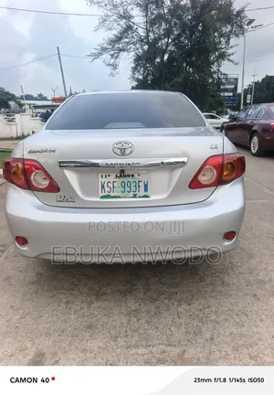 Toyota Corolla 2009 Silver