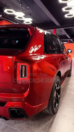 High Quality Certified Complete Original Oven Painting of Luxury Cars