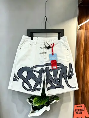 Trending Luxury Short Jeans