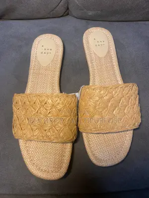 Women's Beige Woven Flat Slide