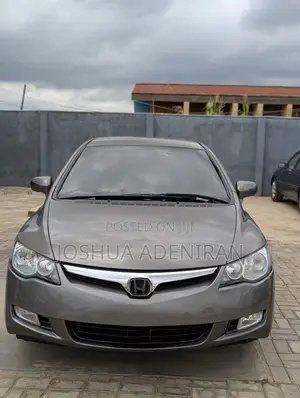 Honda Civic 2006 Gray