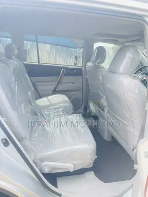 Toyota Highlander Limited 2011 Silver