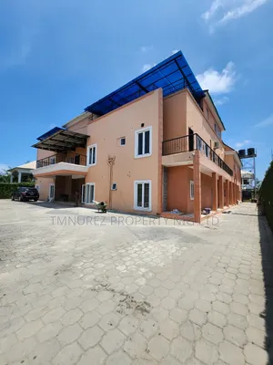 Mini Flat in Lekki Phase 1 for rent