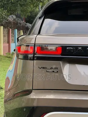 Land Rover Range Rover Velar P380 SE R-Dynamic 4x4 2019 Gold