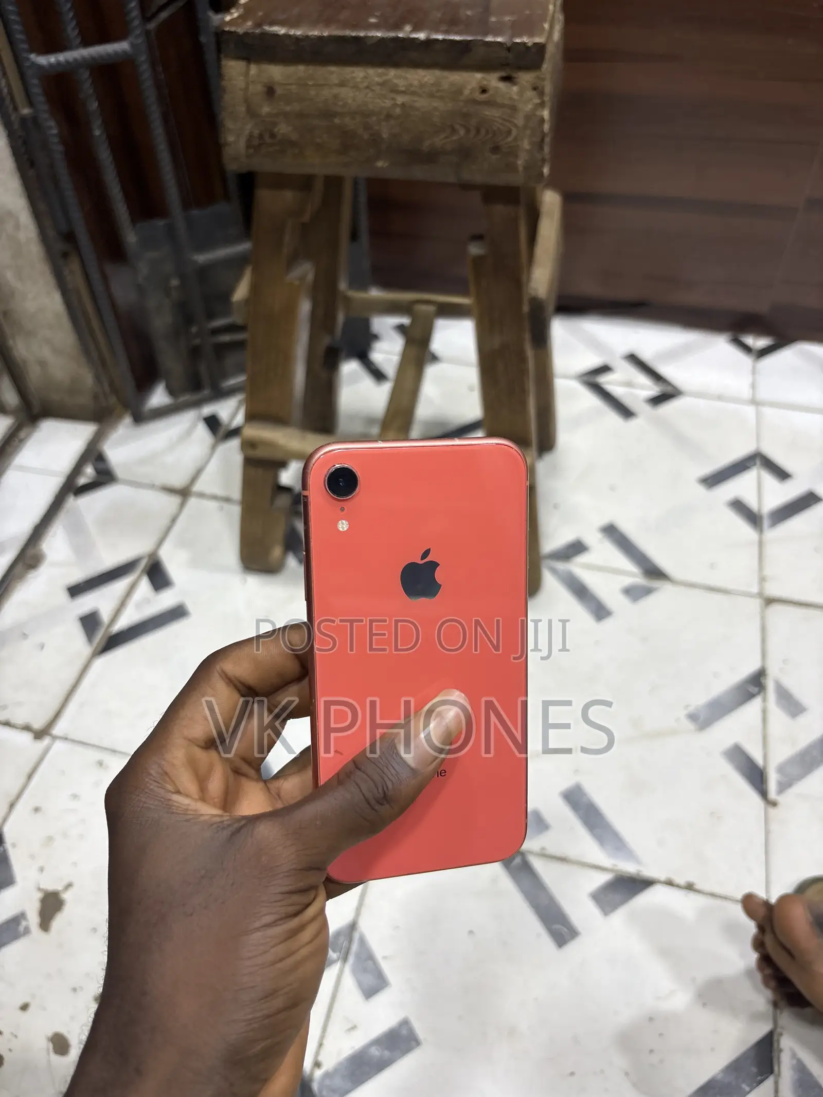 Apple iPhone XR 64 GB Orange
