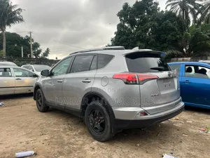 Toyota RAV4 2017 Silver
