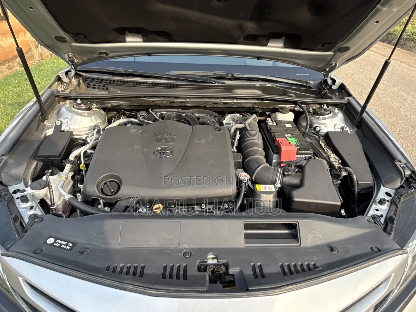 Toyota Camry 2022 Silver