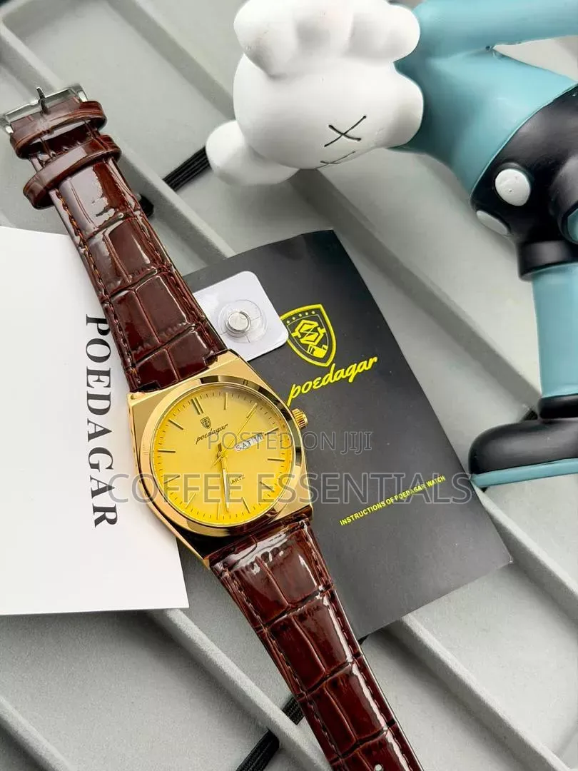 Poedagar Leather Watch