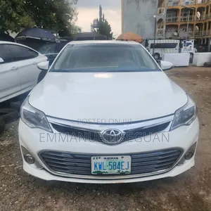 Toyota Avalon 2014 White
