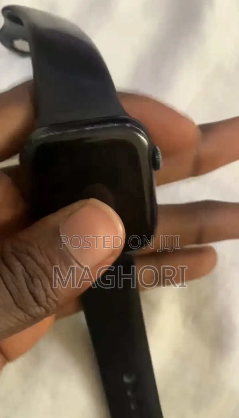 Apple Watch Series 8 (45mm)