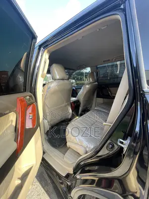 Toyota Land Cruiser Prado 4.0 Petrol TX-L 2011 Black