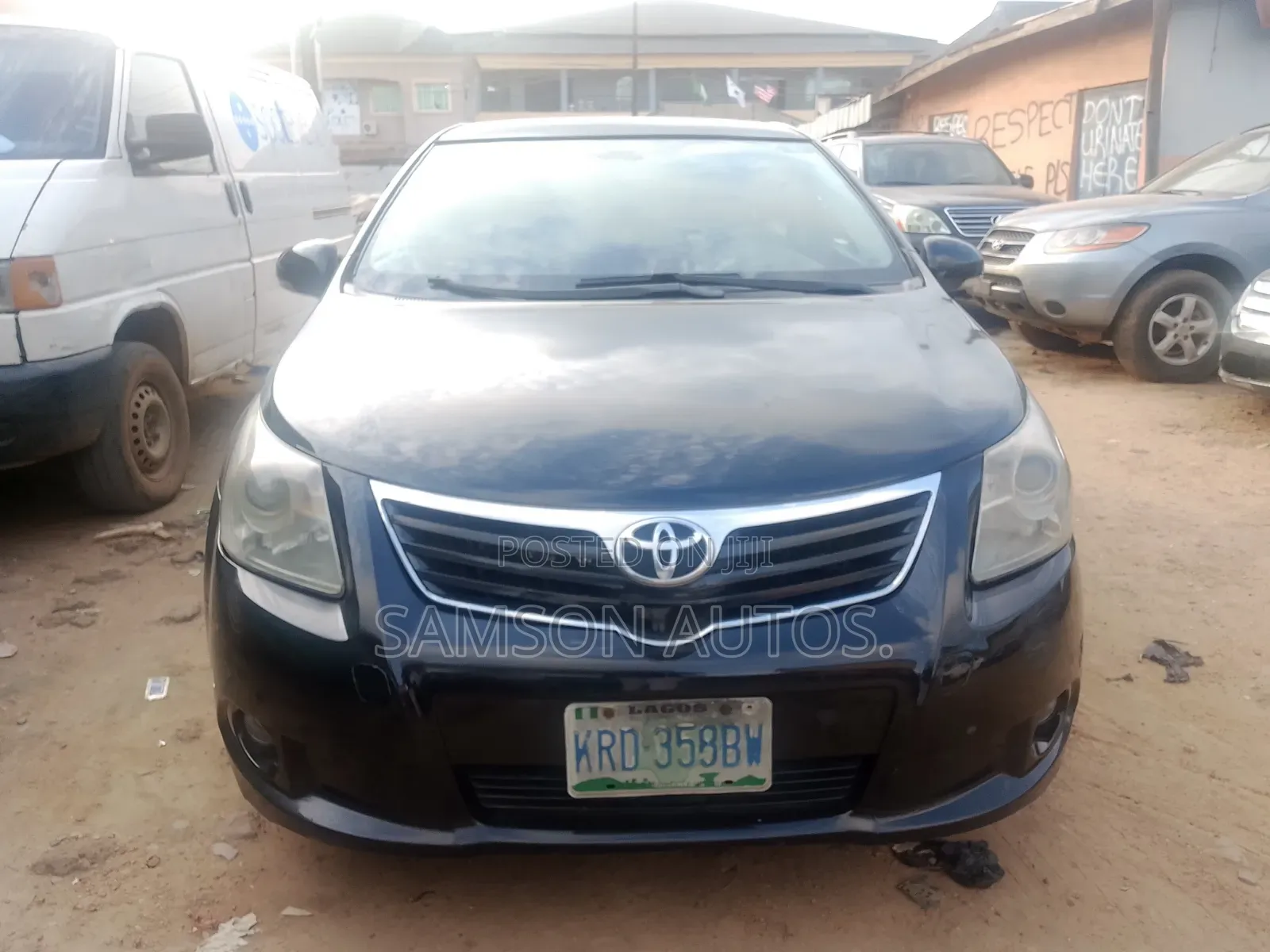 Toyota Avalon 2012 Black