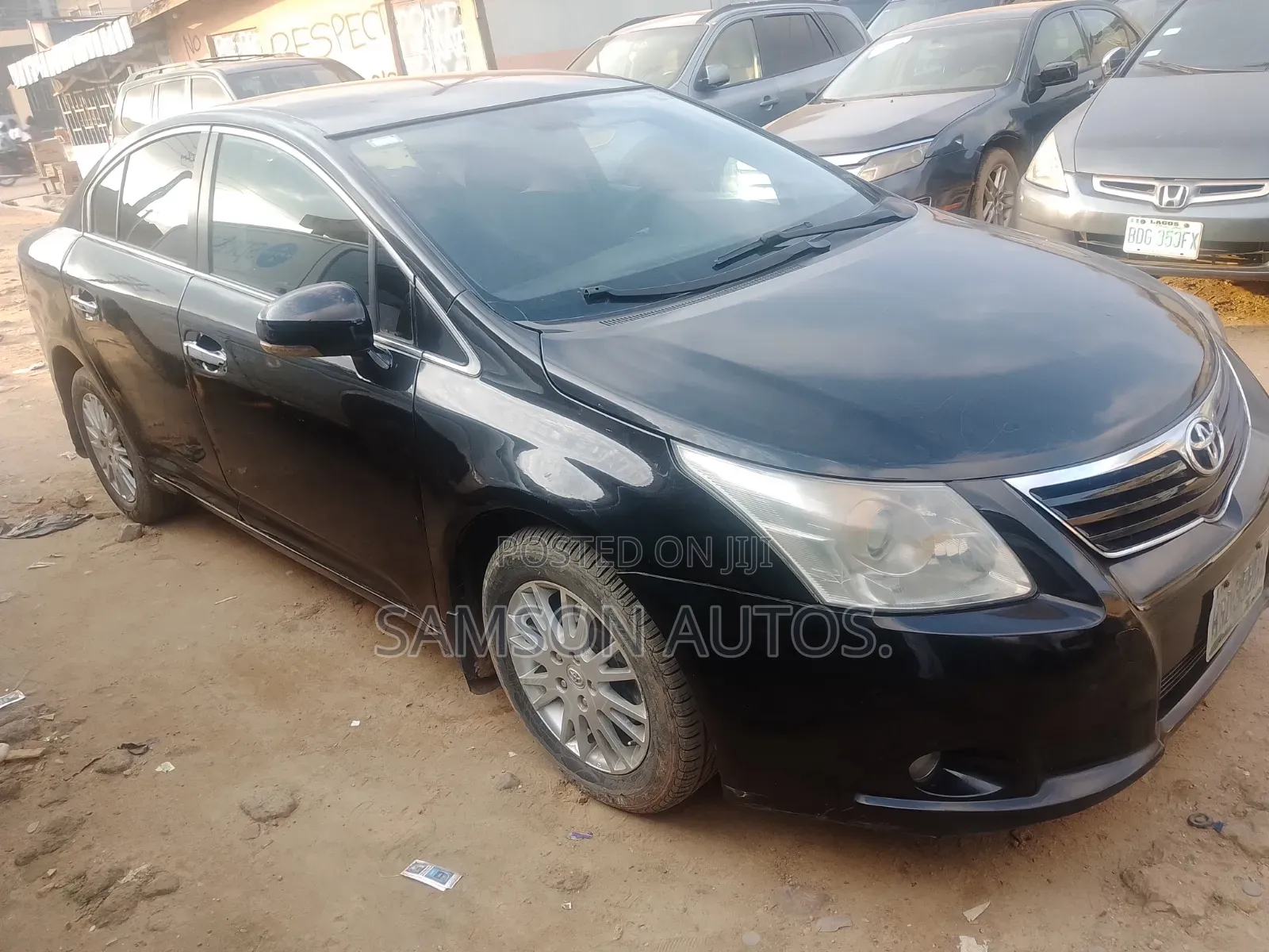 Toyota Avalon 2012 Black