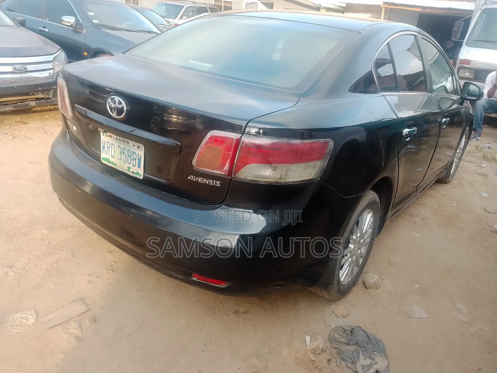 Toyota Avalon 2012 Black