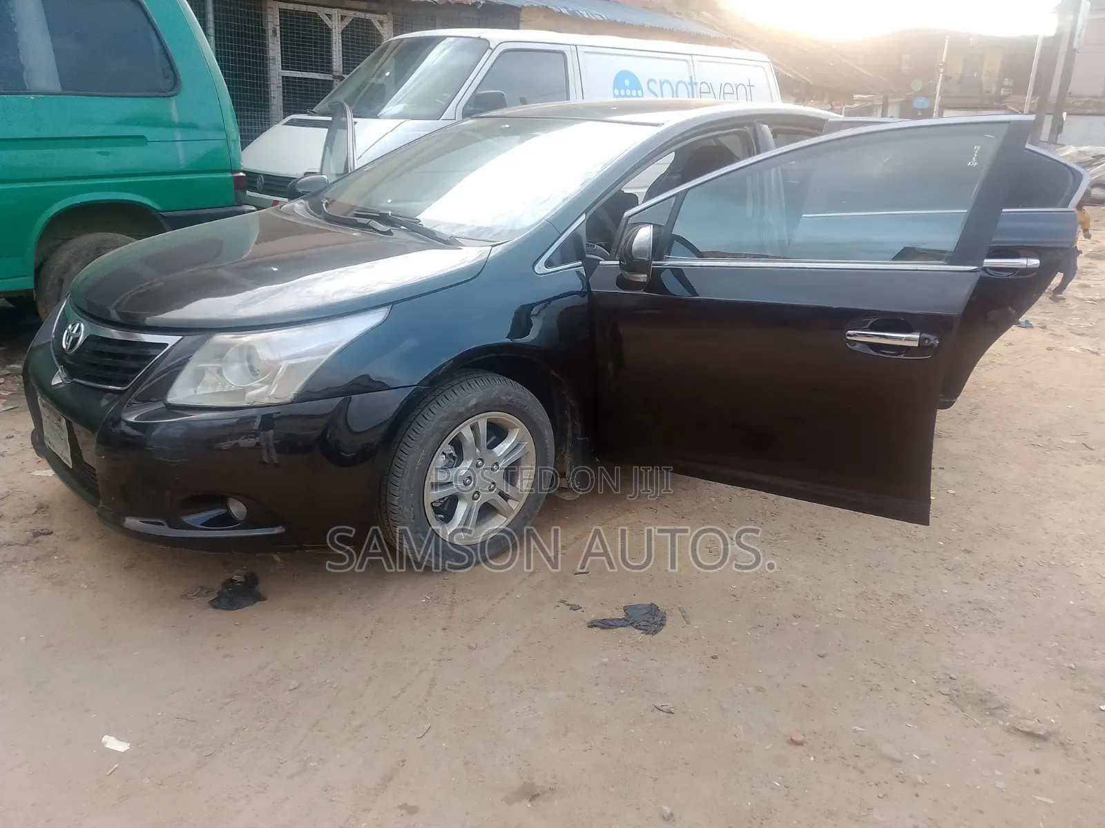 Toyota Avalon 2012 Black