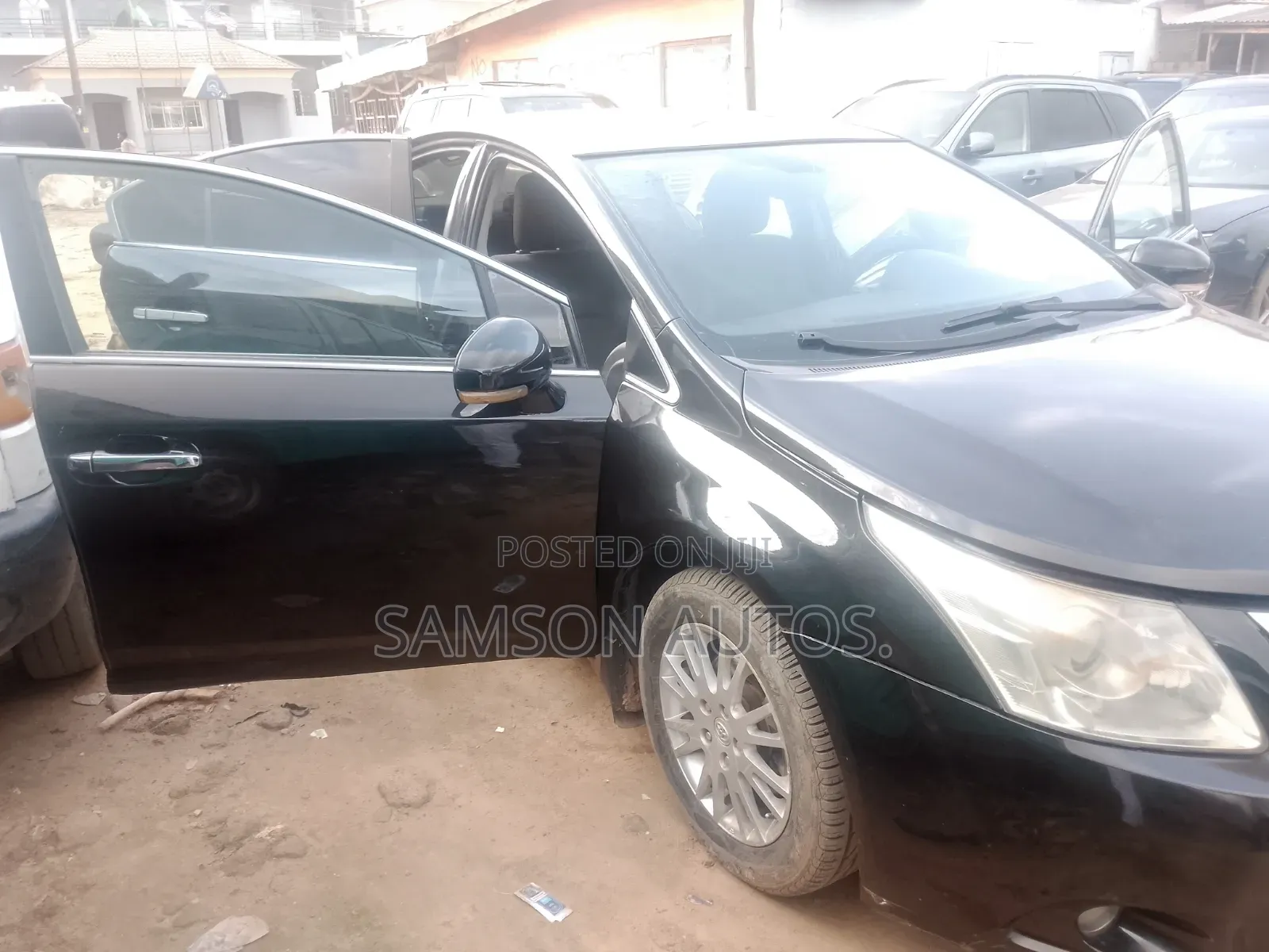 Toyota Avalon 2012 Black