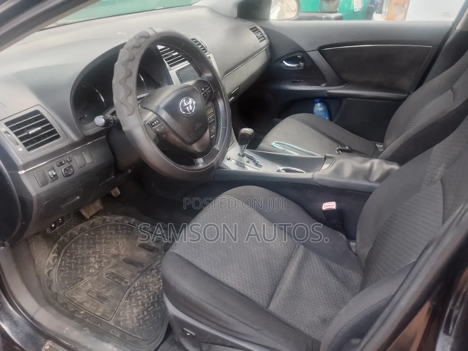 Toyota Avalon 2012 Black