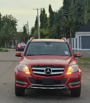 Mercedes-Benz GLK-Class 2013 Maroon