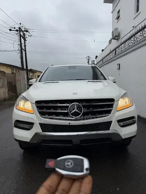 Mercedes-Benz M Class ML 350 BlueTEC 4Matic 2012 White