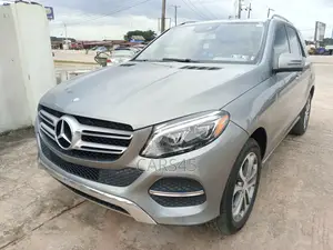 Mercedes-Benz GLE-Class 2016 Gray