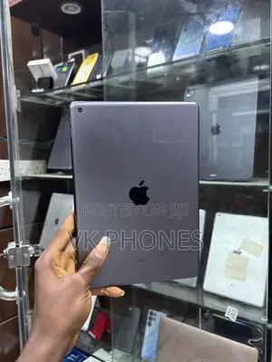 Apple iPad 10.2 (2020) 128 GB Gray